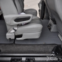 Двухслойные коврики EVA на Chevrolet Express II с консолью (2002->)